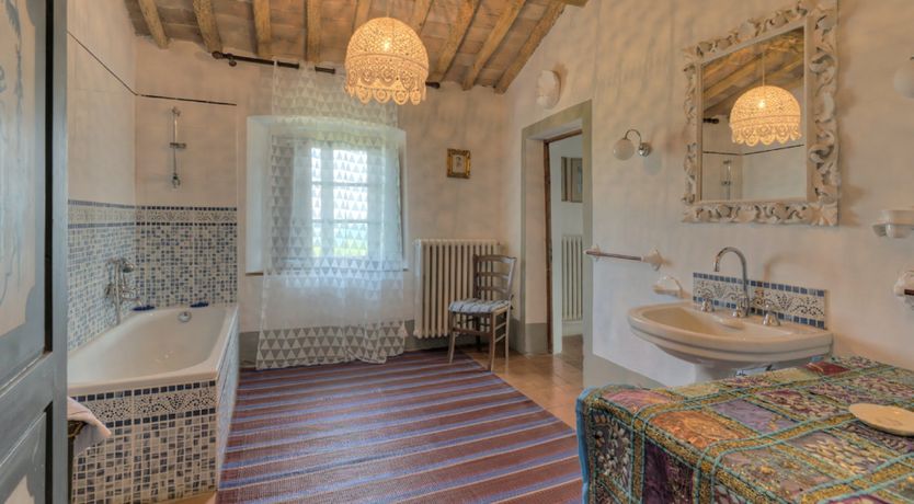 Photo of Castle in Green