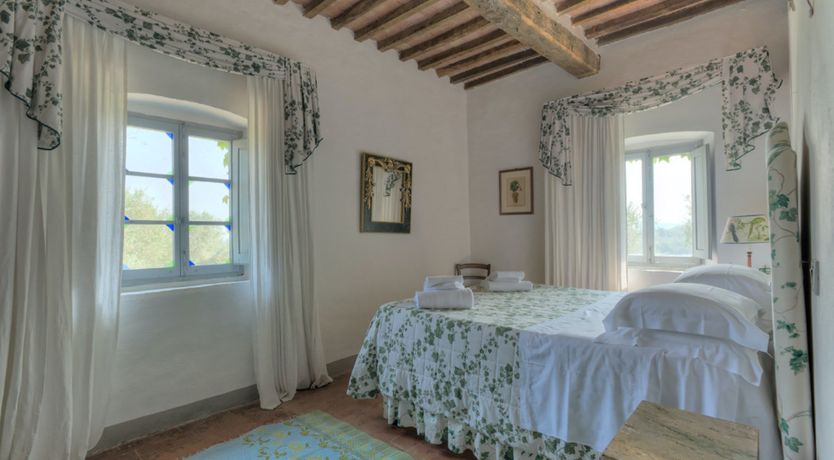 Photo of Castle in Green