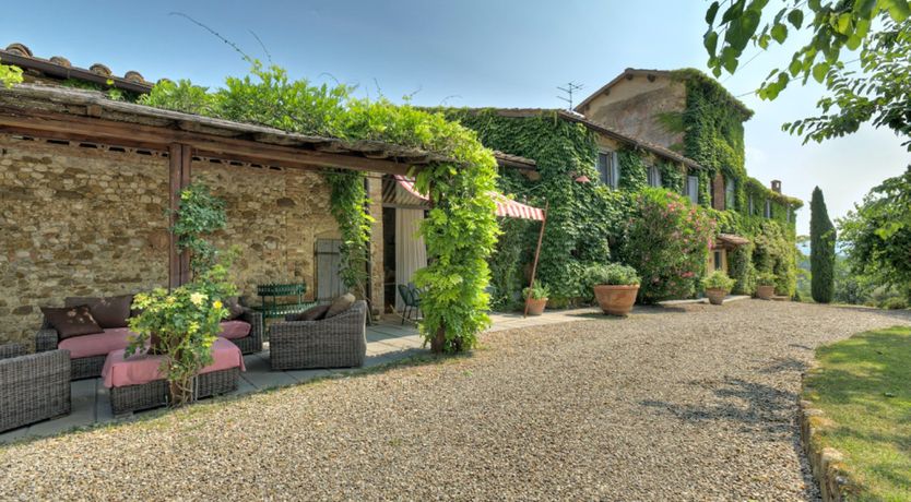 Photo of Castle in Green