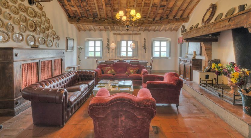 Photo of Castle in Green