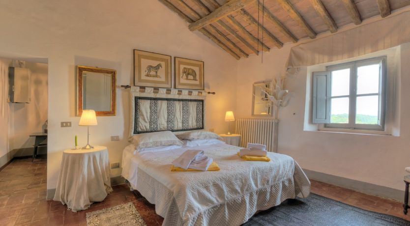 Photo of Castle in Green