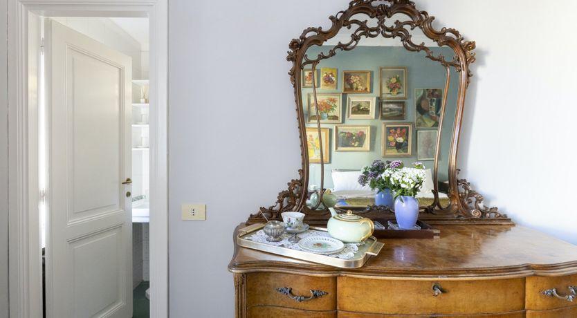 Photo of Jigsaw Frame