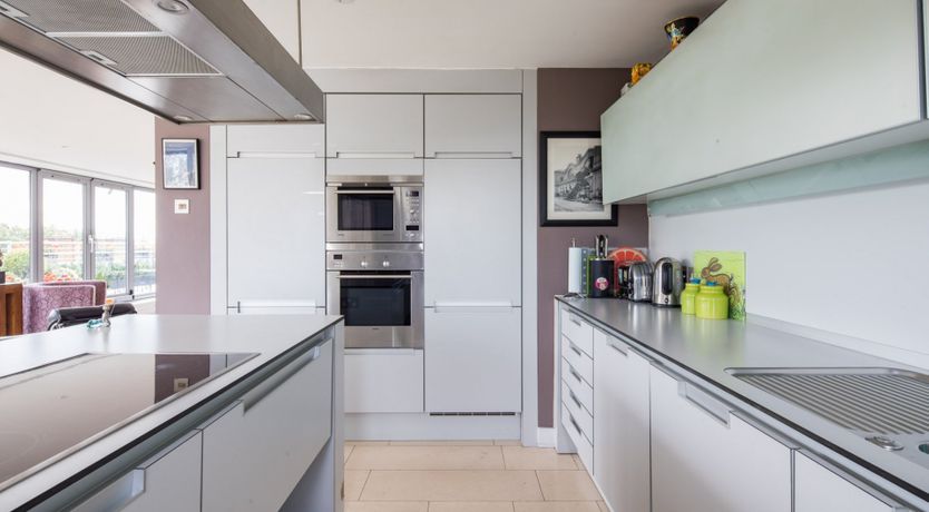 Photo of Penthouse Perspective