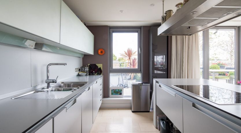 Photo of Penthouse Perspective