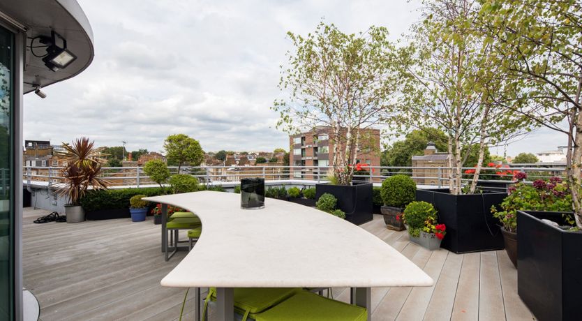 Photo of Penthouse Perspective