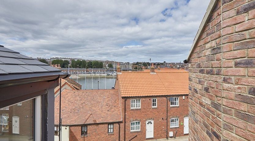 Photo of Anchors Aweigh