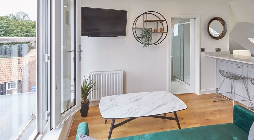 Photo of Anchors Aweigh