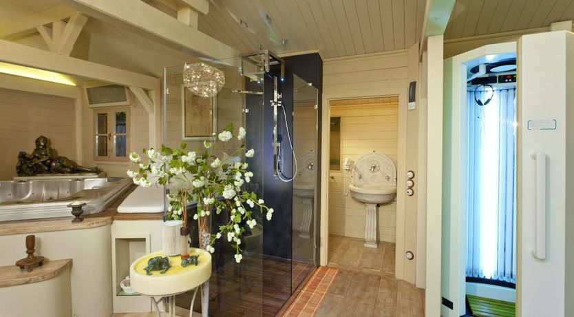 Photo of Yellow Climbing Rose