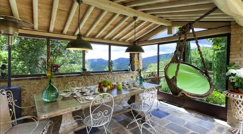 Photo of Yellow Climbing Rose