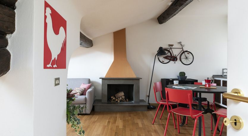 Photo of The Cock's Crow