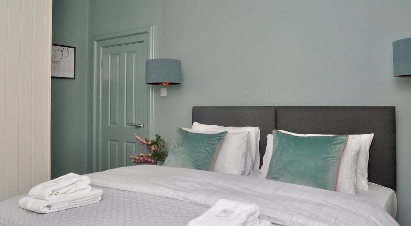 Photo of Chic on Fleek