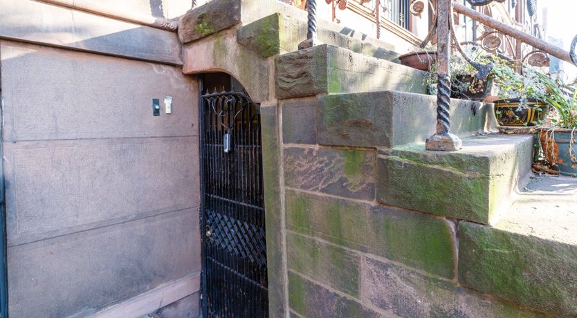 Photo of Rustic Maeve