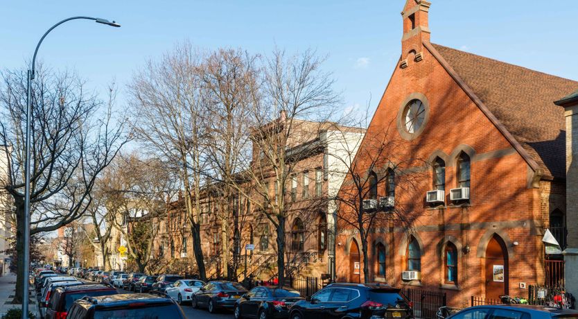 Photo of Rustic Maeve