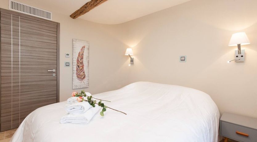 Photo of Place Sur La Mer