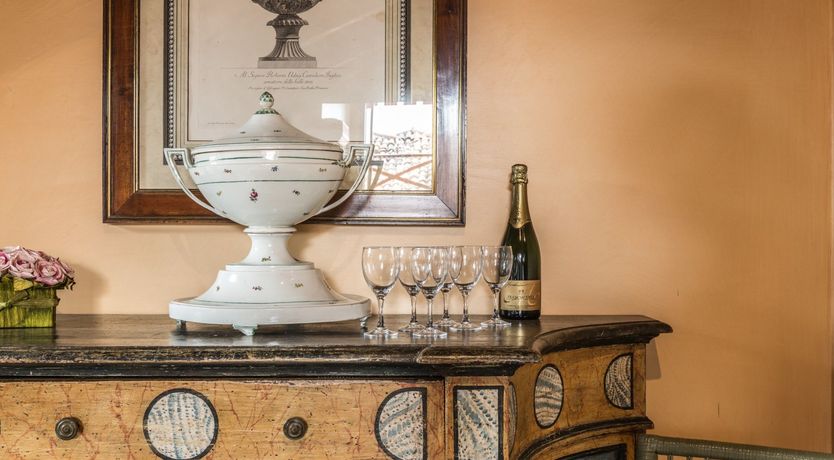 Photo of Masque Ball