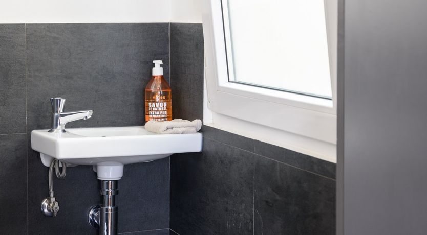 Photo of Les Deux Anglaises