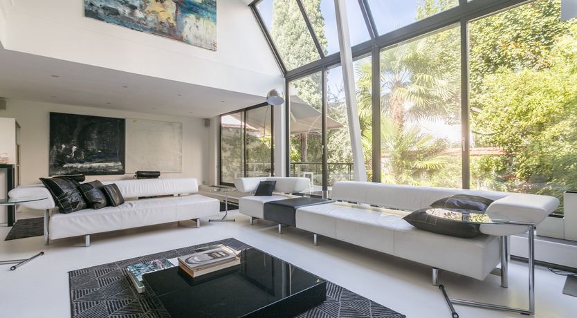 Photo of Greenhouse Botanica