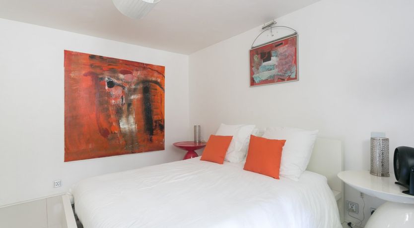 Photo of Greenhouse Botanica