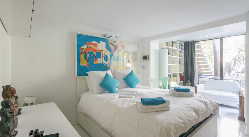 Photo of Greenhouse Botanica