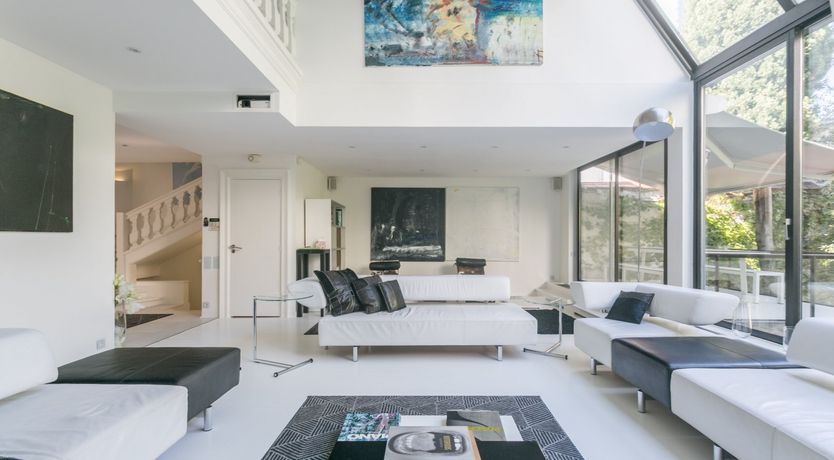 Photo of Greenhouse Botanica