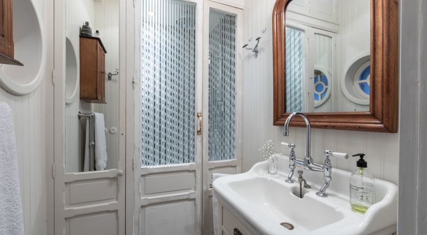 Photo of Dorian's Trunk