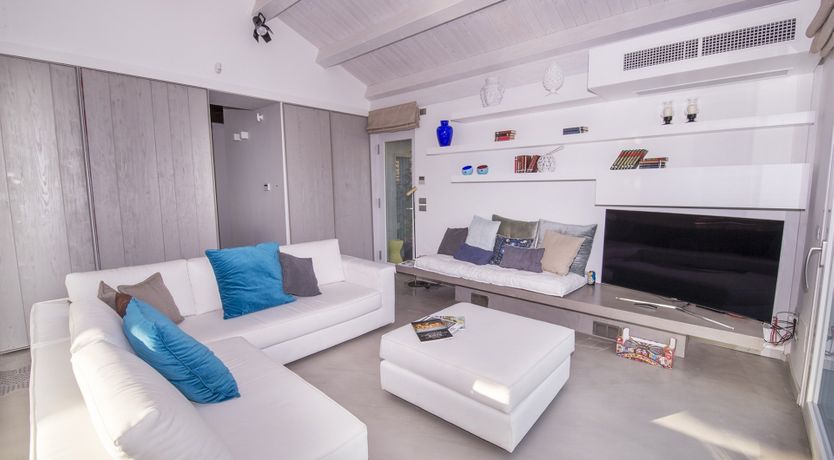 Photo of Head Full of Flowers