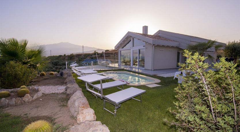 Photo of Head Full of Flowers