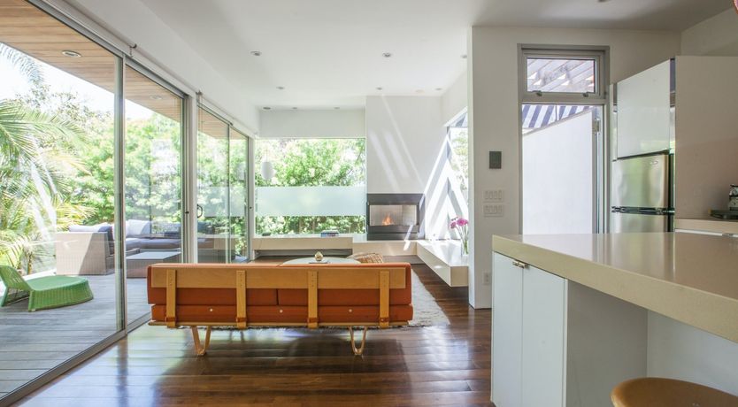 Photo of Palm Breeze