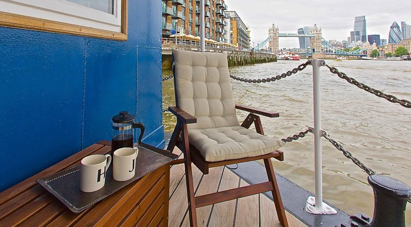 Photo of The Harpy Houseboat