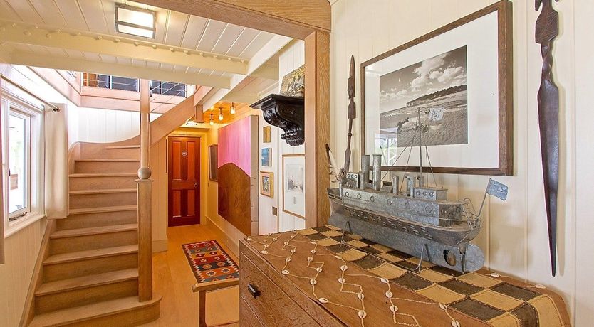 Photo of The Harpy Houseboat