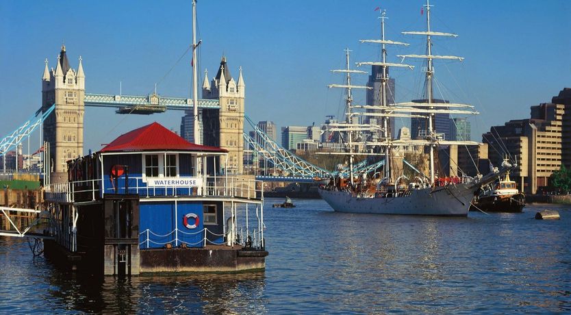 Photo of The Harpy Houseboat