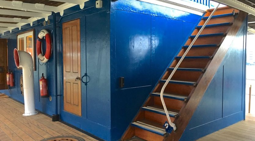 Photo of The Harpy Houseboat