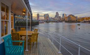 Photo of The Harpy Houseboat