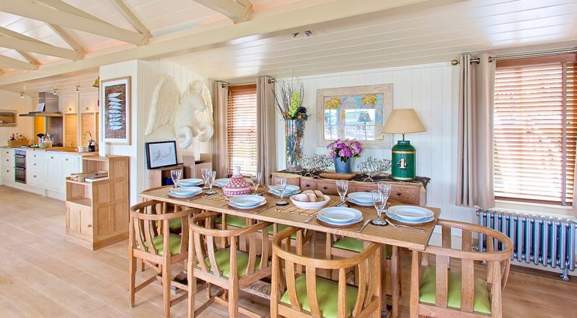 Photo of The Harpy Houseboat