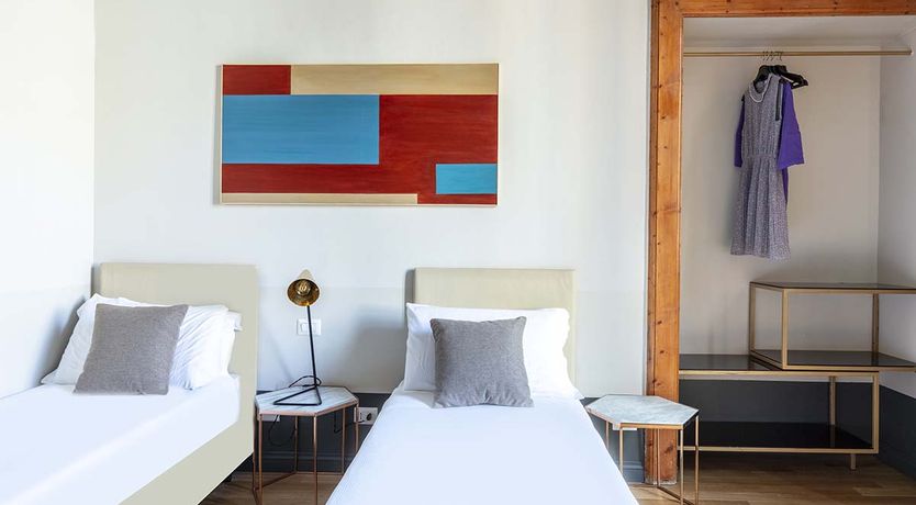 Photo of Starry Eyes