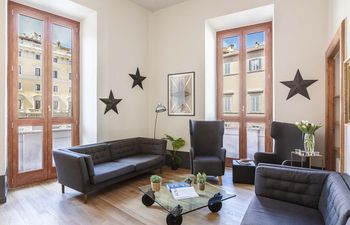 Starry Eyes Apartment