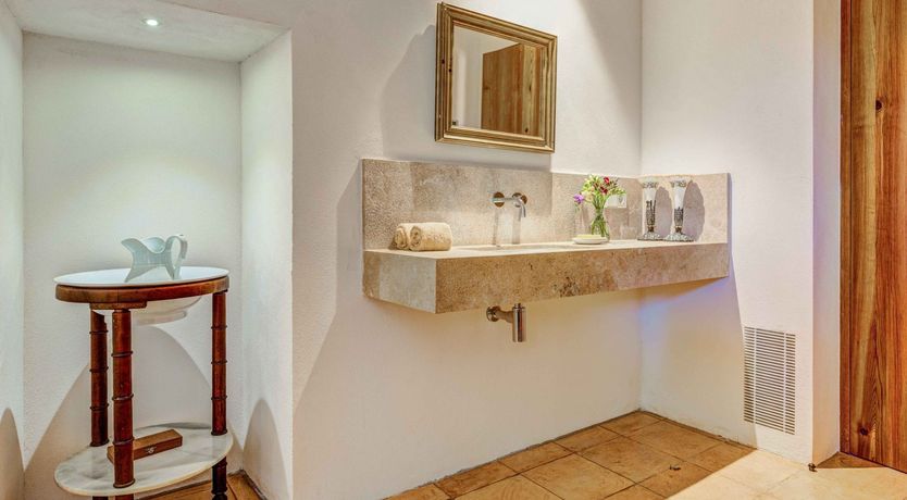 Photo of Hints Of Sage