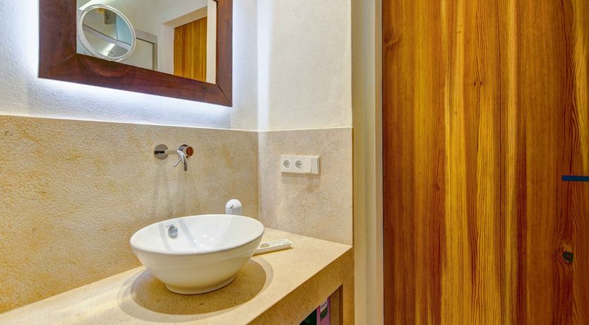 Photo of Hints Of Sage