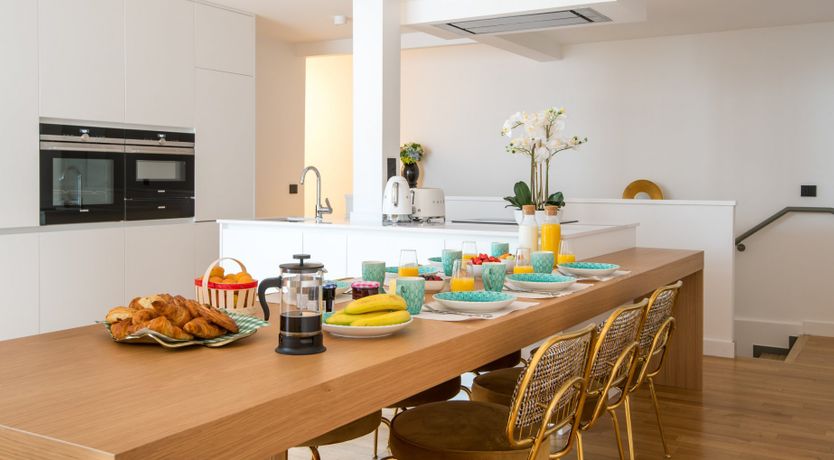 Photo of Sun & Savoy