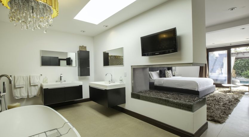 Photo of Moroccan Poolside