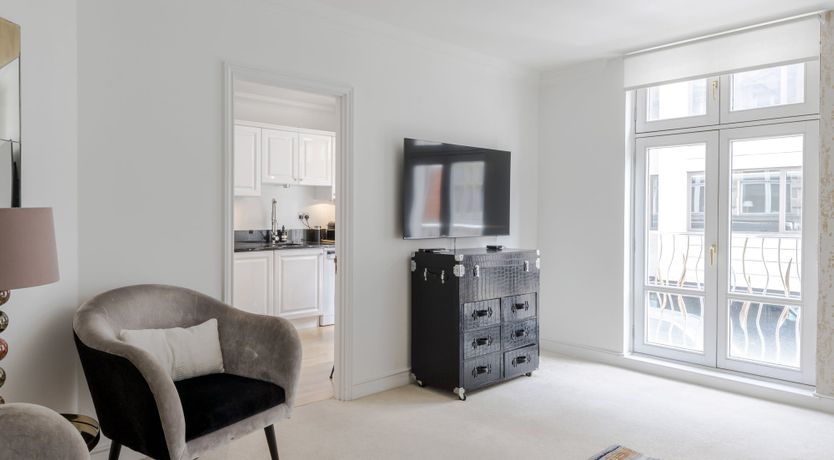 Photo of Mayfair Blooms