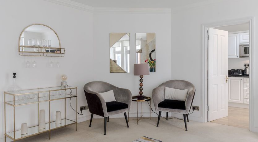 Photo of Mayfair Blooms