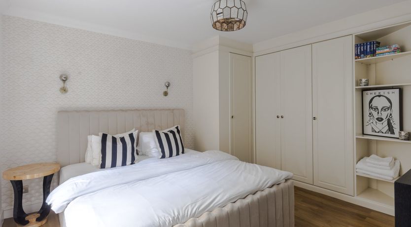 Photo of Mayfair Blooms