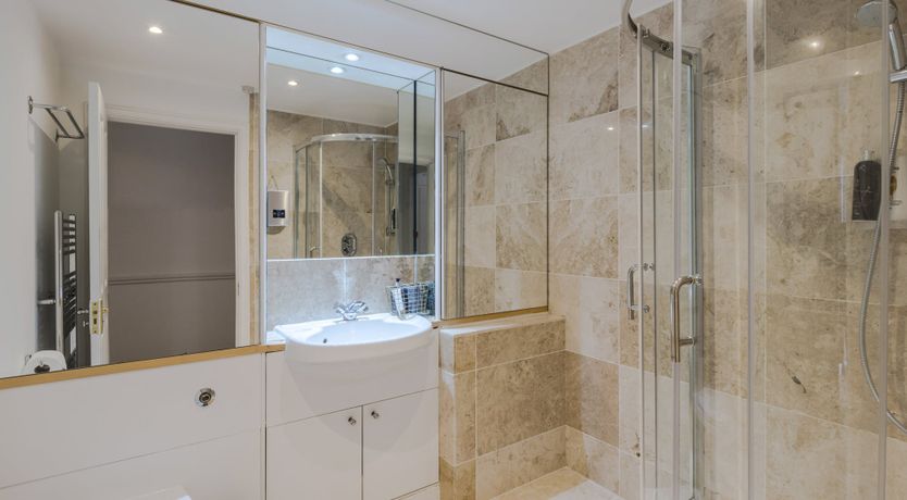 Photo of Mayfair Blooms