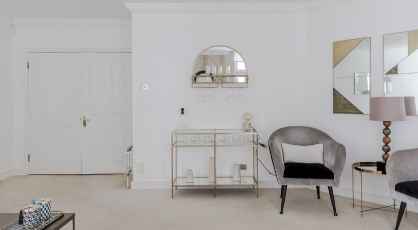 Photo of Mayfair Blooms