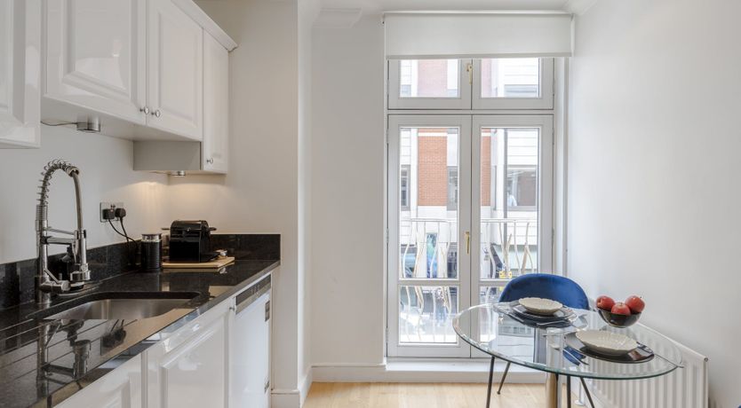 Photo of Mayfair Blooms