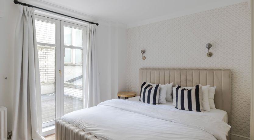 Photo of Mayfair Blooms