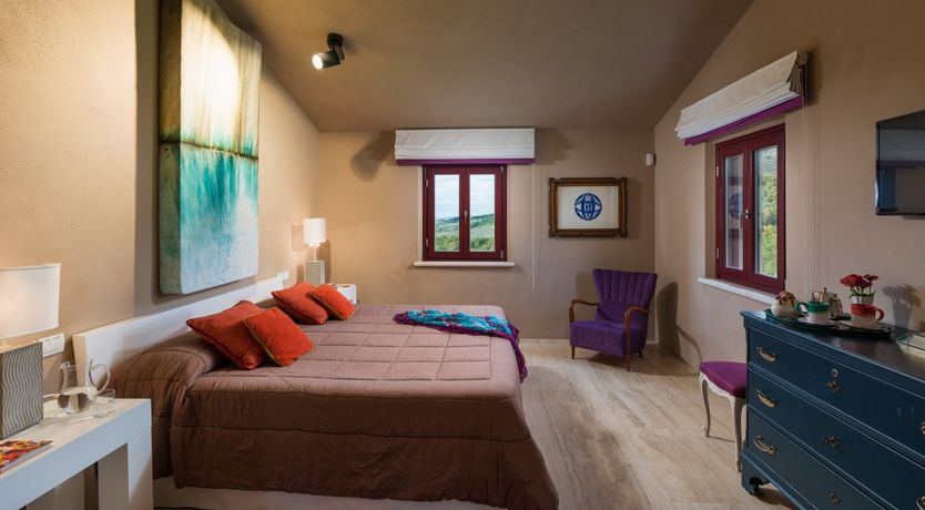 Photo of Little Hills