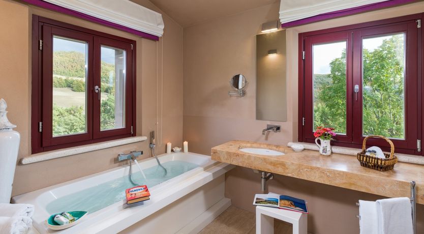 Photo of Little Hills