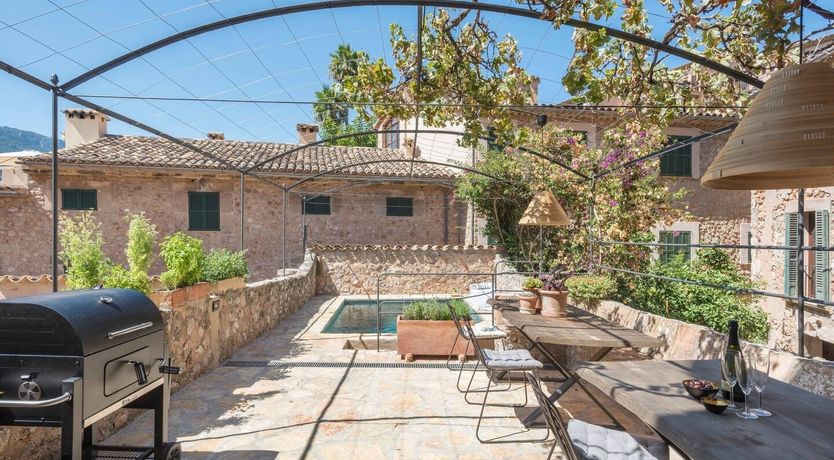 Photo of Mountain Stone